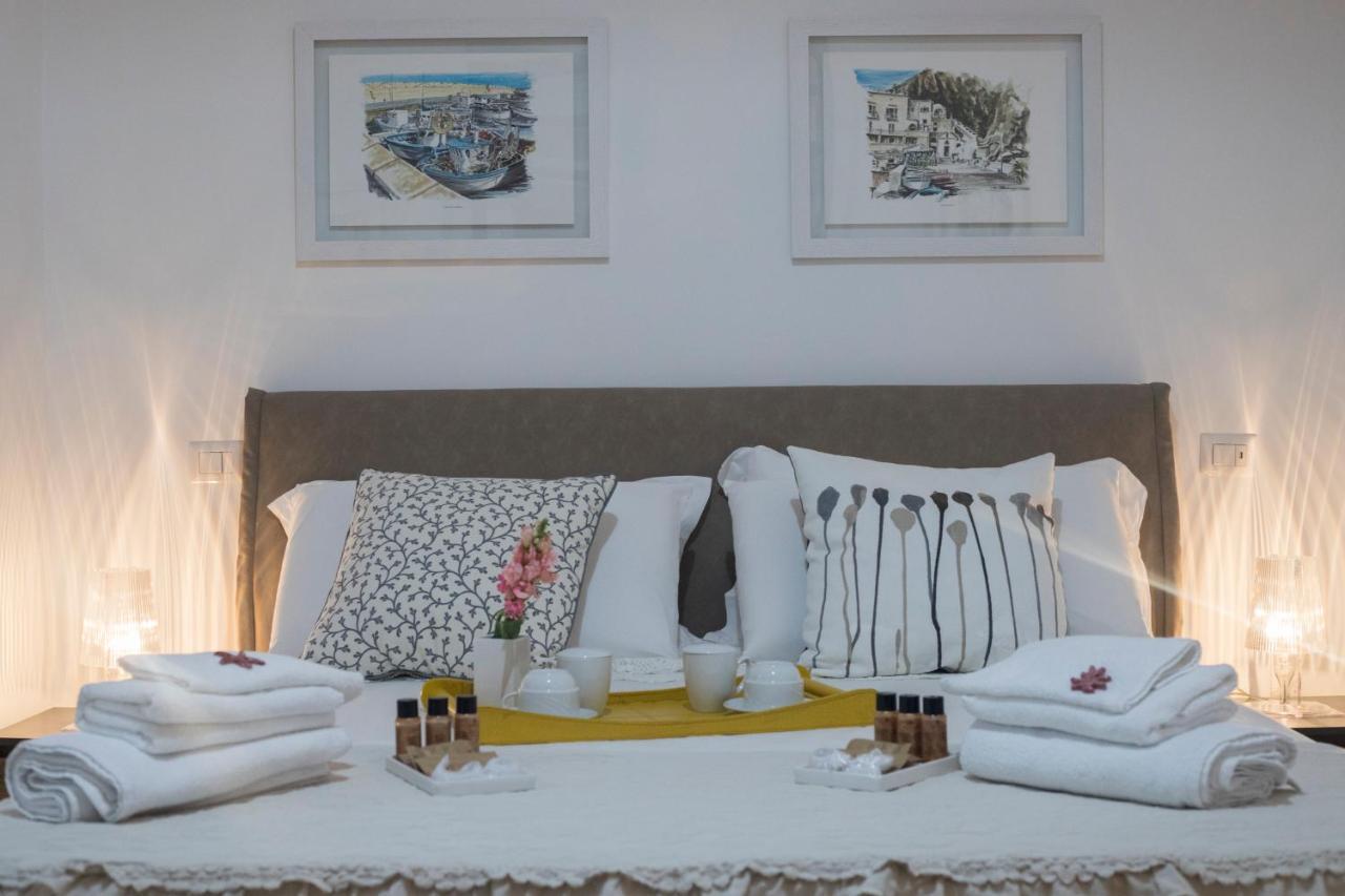 Bed and Breakfast La Dimora Del Barone Salerno Zewnętrze zdjęcie